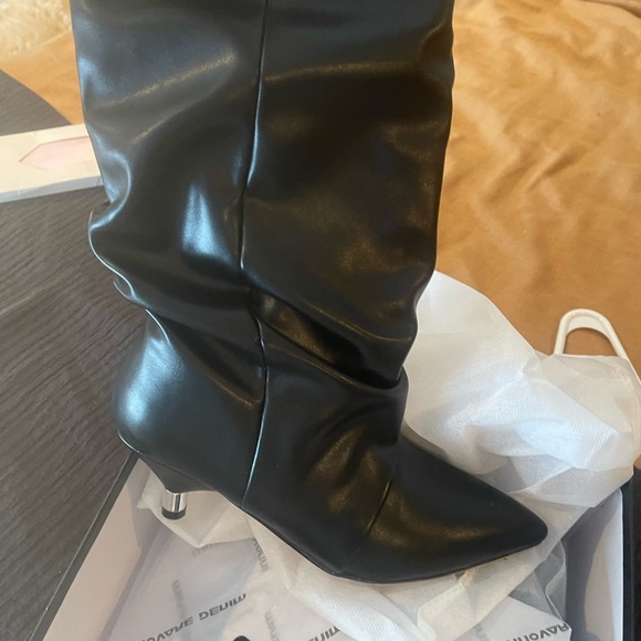 Innovare Denim Black Women's kitten heel slouch boots - Picture 6 of 7